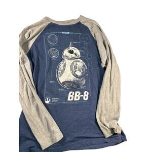 BB8 Star Wars graphic T Ships fast from a smoke-free home.
